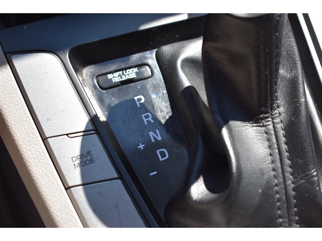 Hyundai Elantra SEL 2.0L Auto SULEV (Alabama) 2018