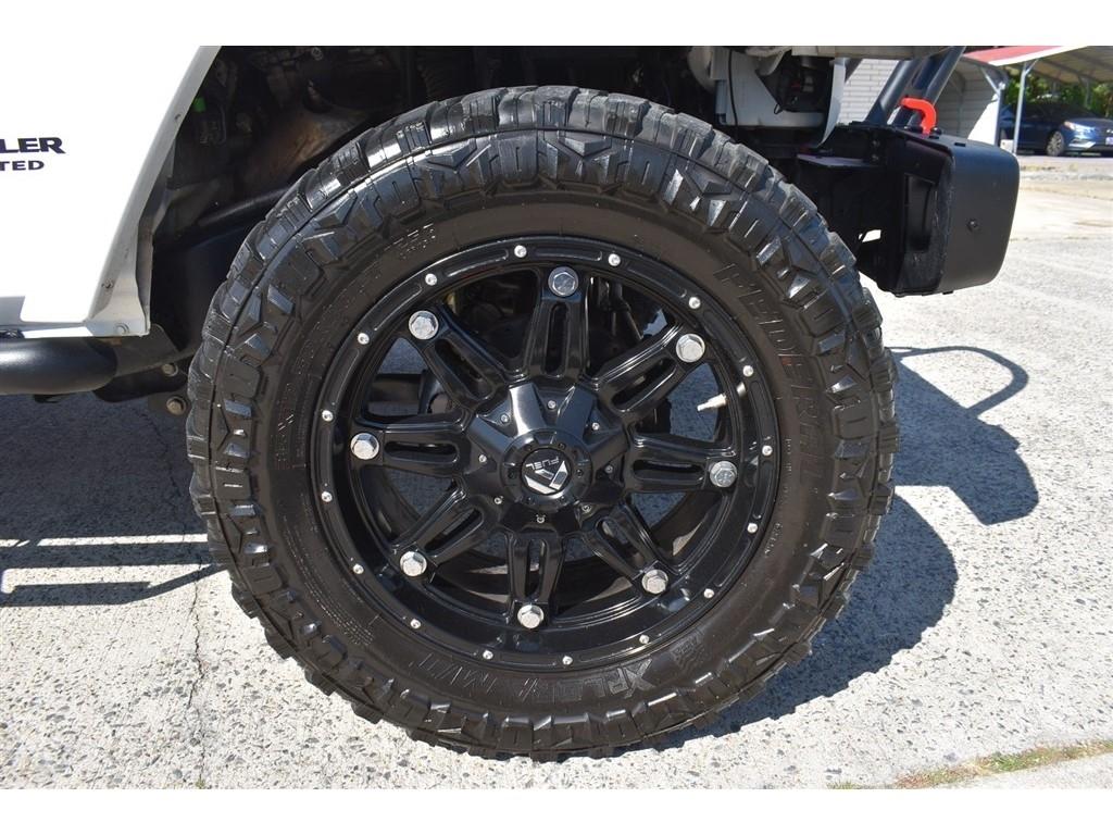Jeep Wrangler Unlimited 4WD 4dr Rubicon Hard Rock 2016