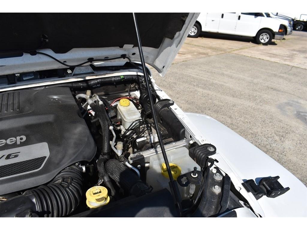 Jeep Wrangler Unlimited 4WD 4dr Rubicon Hard Rock 2016