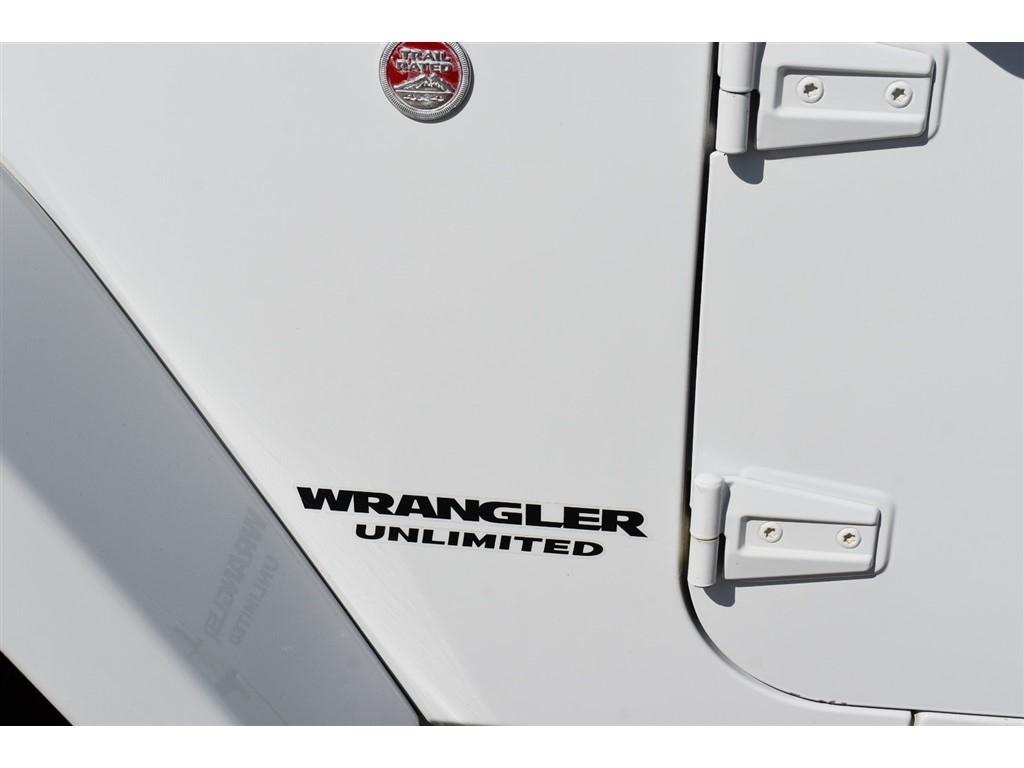 Jeep Wrangler Unlimited 4WD 4dr Rubicon Hard Rock 2016