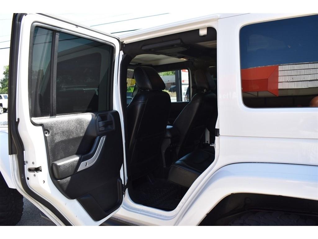 Jeep Wrangler Unlimited 4WD 4dr Rubicon Hard Rock 2016