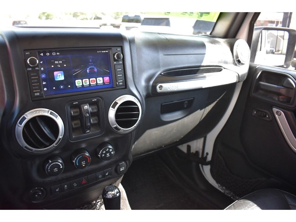 Jeep Wrangler Unlimited 4WD 4dr Rubicon Hard Rock 2016