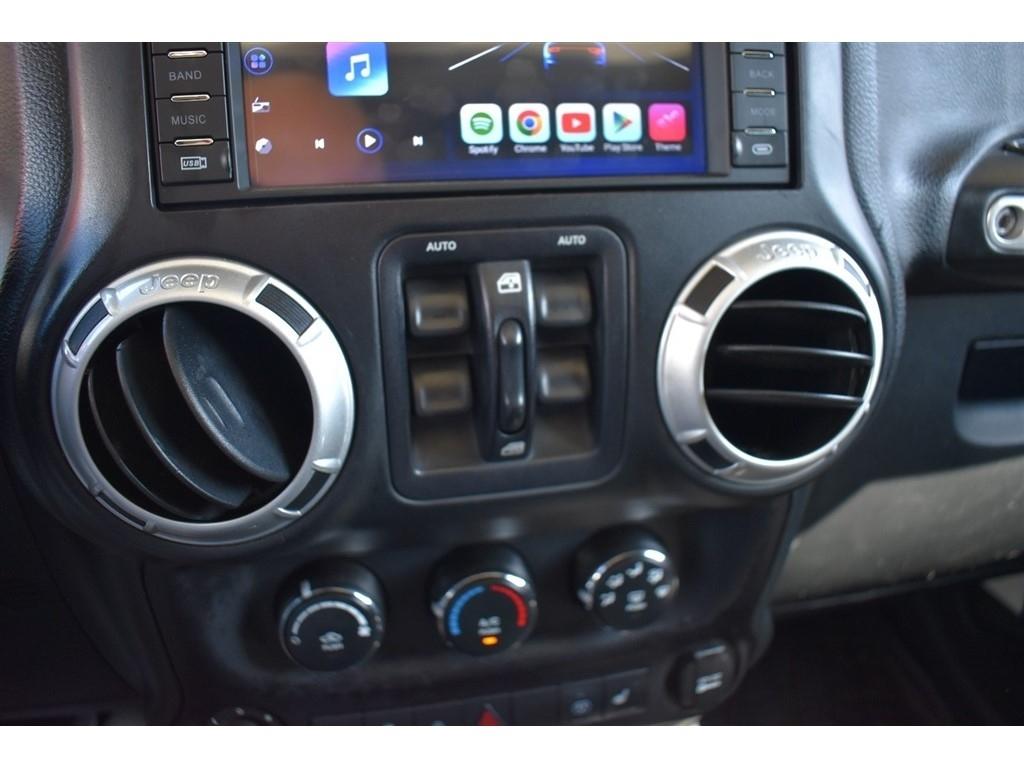 Jeep Wrangler Unlimited 4WD 4dr Rubicon Hard Rock 2016