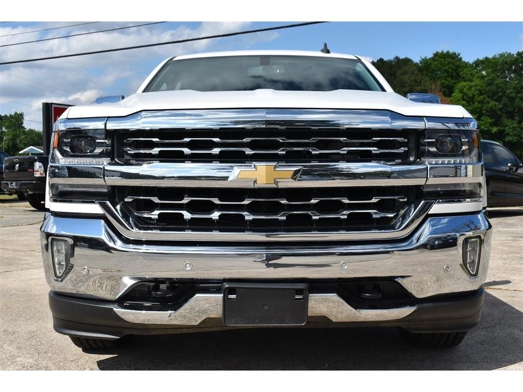 Chevrolet Silverado 1500 4WD Crew Cab 143.5" LTZ w/1LZ 2018