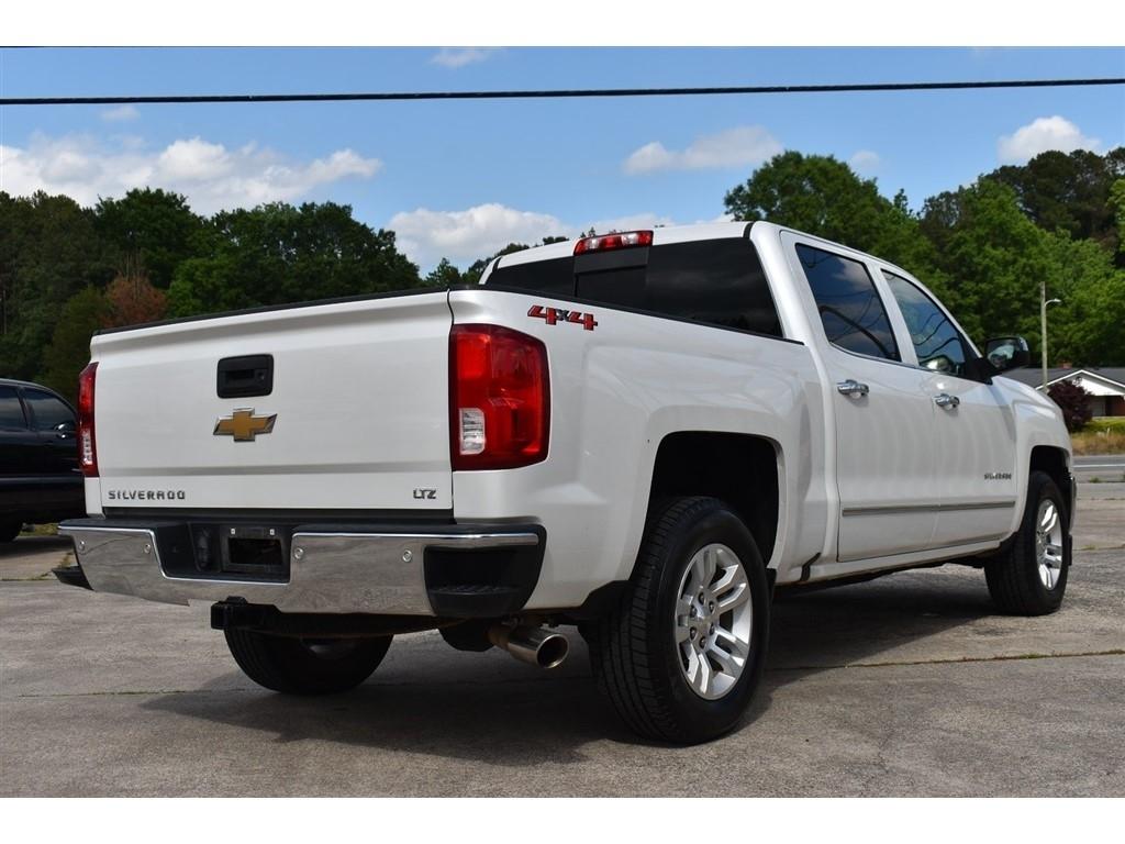 Chevrolet Silverado 1500 4WD Crew Cab 143.5" LTZ w/1LZ 2018