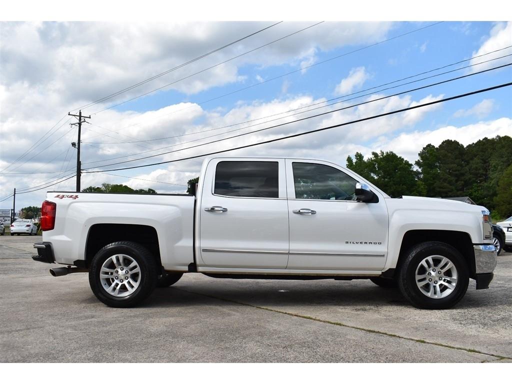 Chevrolet Silverado 1500 4WD Crew Cab 143.5" LTZ w/1LZ 2018