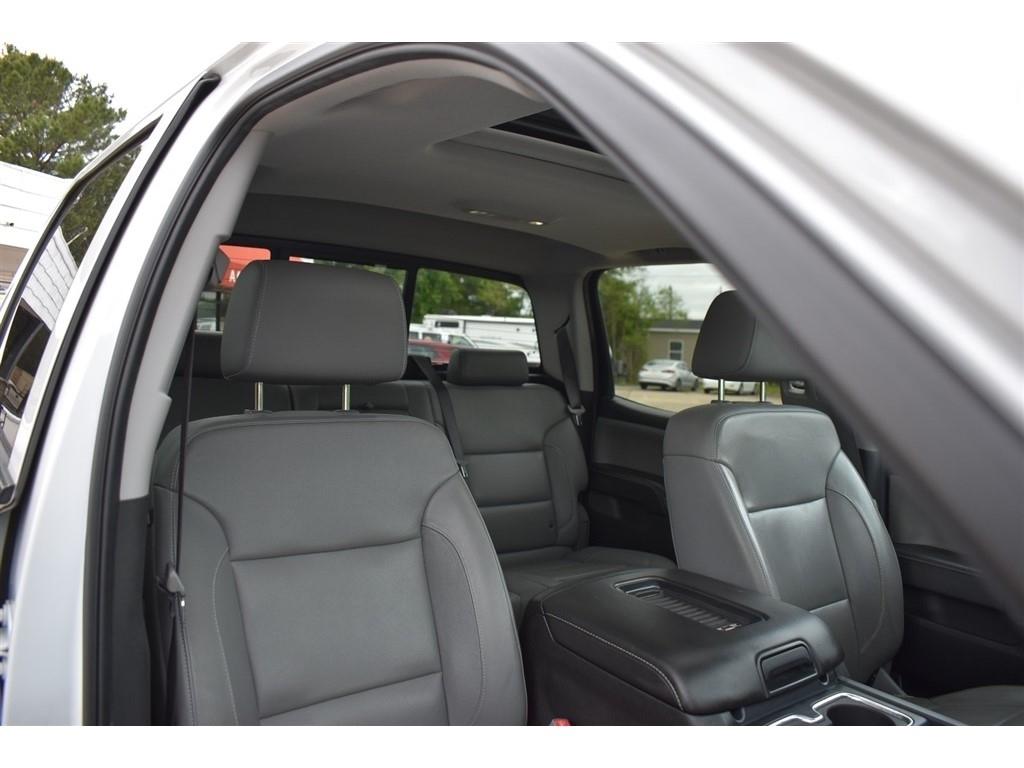 Chevrolet Silverado 1500 4WD Crew Cab 143.5" LTZ w/1LZ 2018