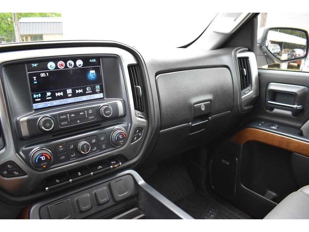 Chevrolet Silverado 1500 4WD Crew Cab 143.5" LTZ w/1LZ 2018