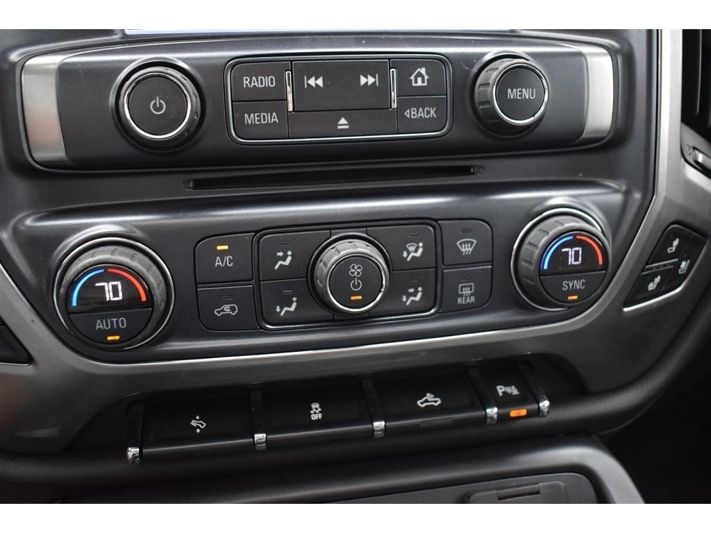 Chevrolet Silverado 1500 4WD Crew Cab 143.5" LTZ w/1LZ 2018