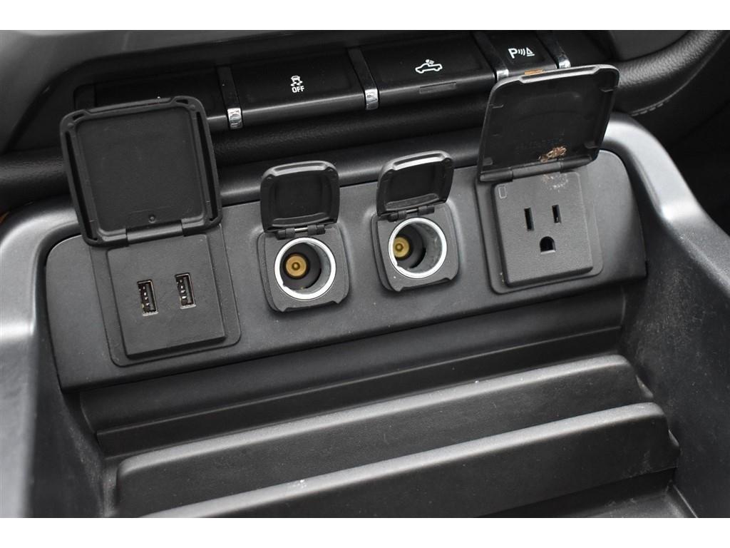 Chevrolet Silverado 1500 4WD Crew Cab 143.5" LTZ w/1LZ 2018