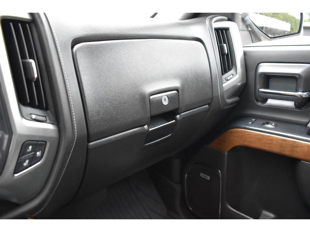 Chevrolet Silverado 1500 4WD Crew Cab 143.5" LTZ w/1LZ 2018
