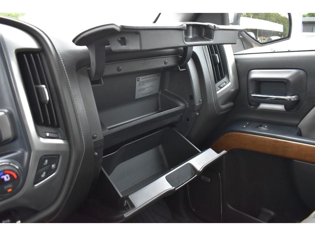 Chevrolet Silverado 1500 4WD Crew Cab 143.5" LTZ w/1LZ 2018