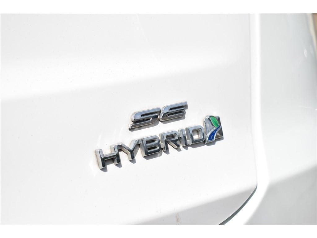 Ford Fusion Hybrid SE FWD 2019