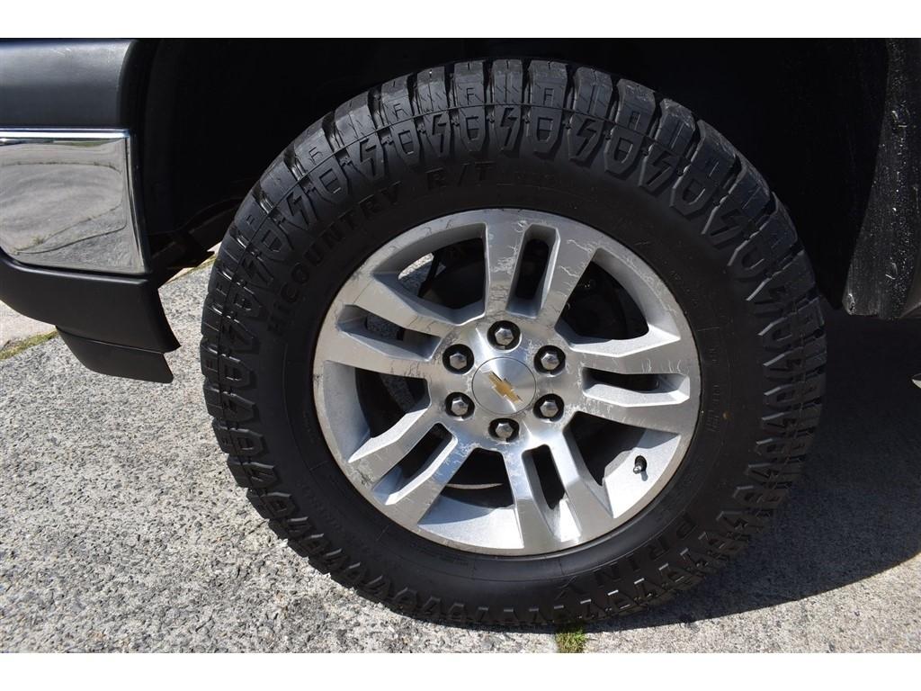Chevrolet Avalanche 1500 5dr Crew Cab 130" WB 4WD Z71 2005