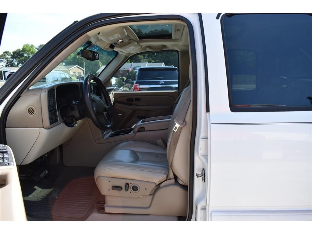 Chevrolet Avalanche 1500 5dr Crew Cab 130" WB 4WD Z71 2005