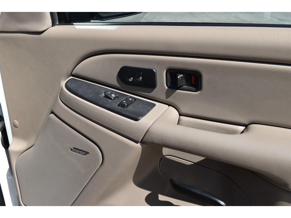 Chevrolet Avalanche 1500 5dr Crew Cab 130" WB 4WD Z71 2005