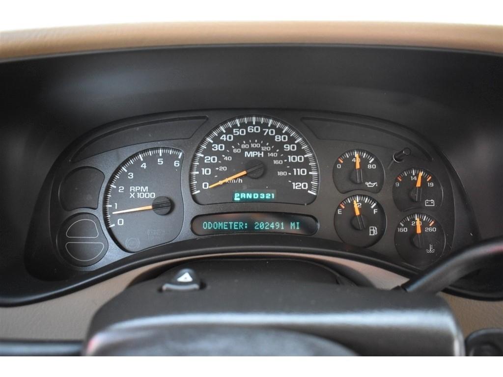 Chevrolet Avalanche 1500 5dr Crew Cab 130" WB 4WD Z71 2005