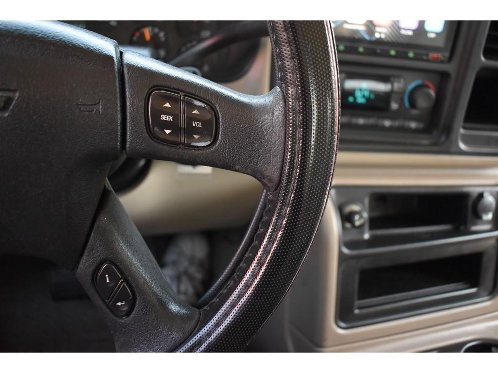 Chevrolet Avalanche 1500 5dr Crew Cab 130" WB 4WD Z71 2005