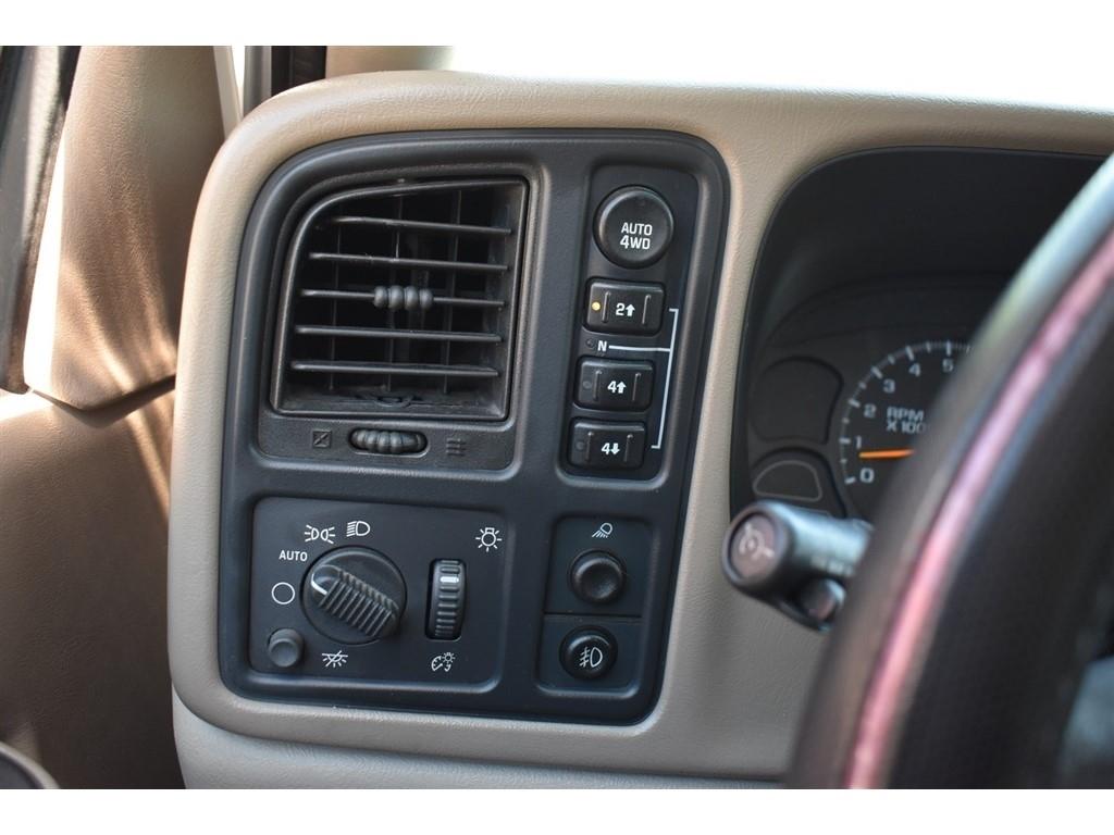 Chevrolet Avalanche 1500 5dr Crew Cab 130" WB 4WD Z71 2005