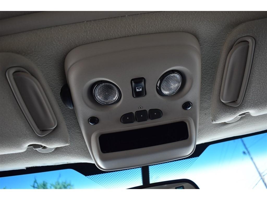 Chevrolet Avalanche 1500 5dr Crew Cab 130" WB 4WD Z71 2005