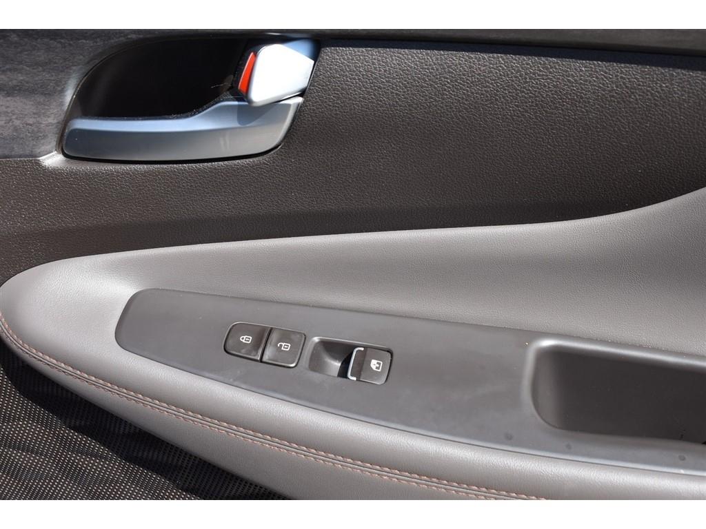 Hyundai Santa Fe Limited 2.0T Auto FWD 2020
