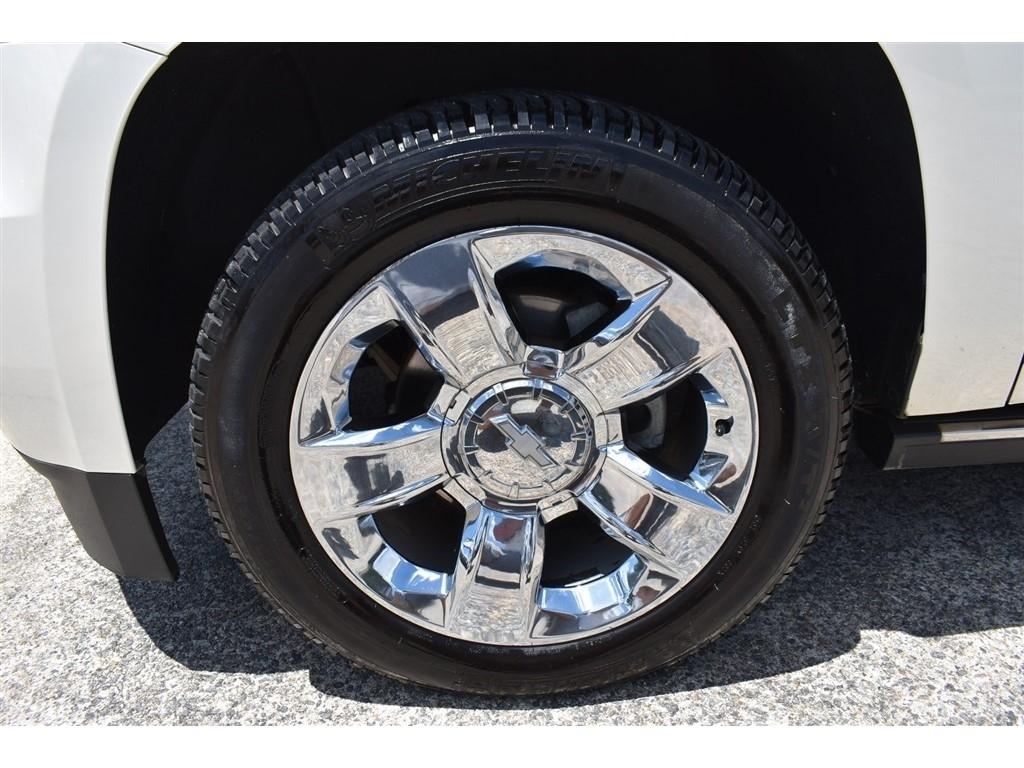 Chevrolet Suburban 4WD 4dr LTZ 2015