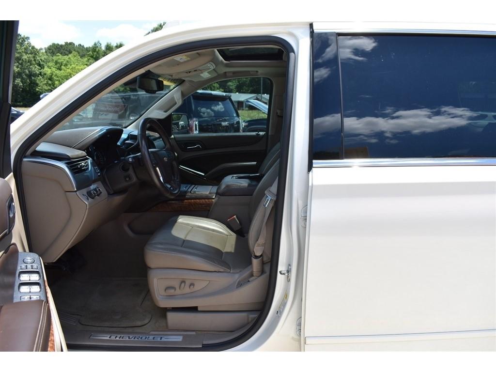 Chevrolet Suburban 4WD 4dr LTZ 2015