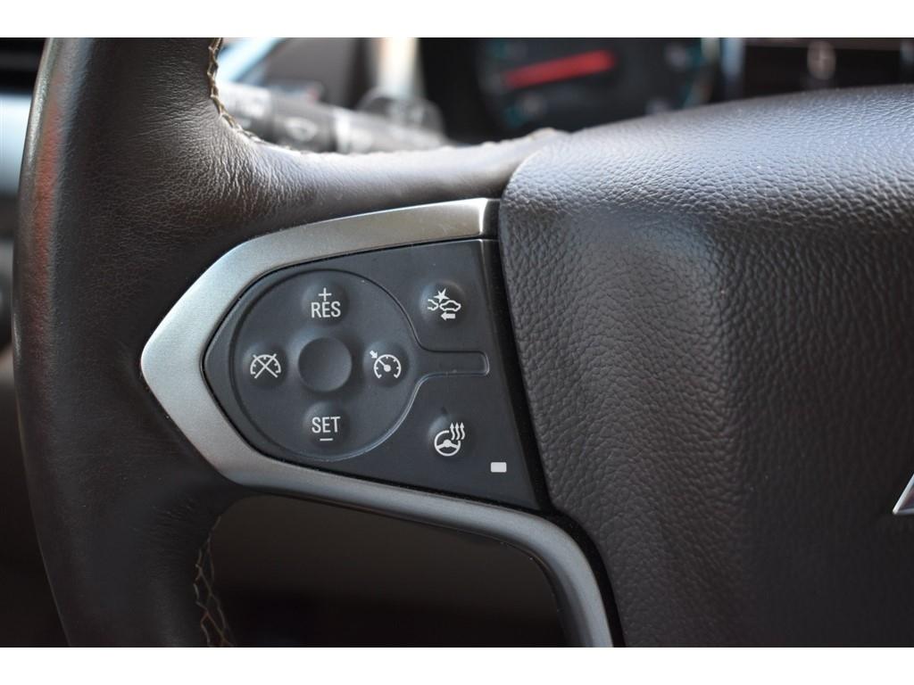 Chevrolet Suburban 4WD 4dr LTZ 2015
