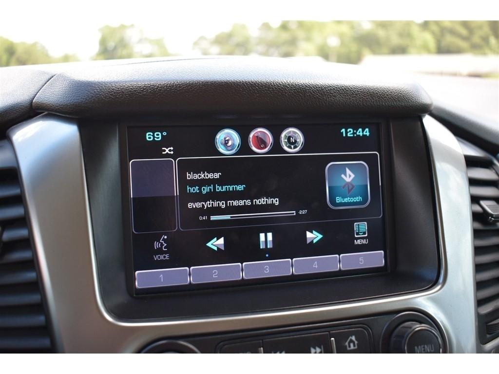 Chevrolet Suburban 4WD 4dr LTZ 2015