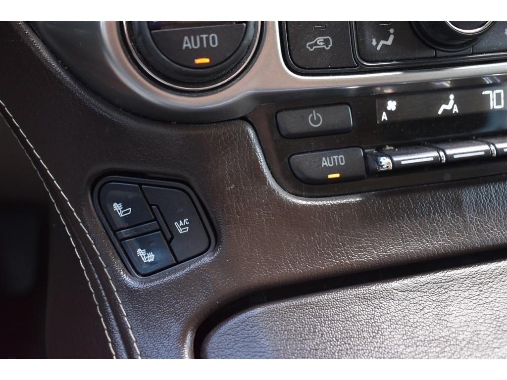 Chevrolet Suburban 4WD 4dr LTZ 2015