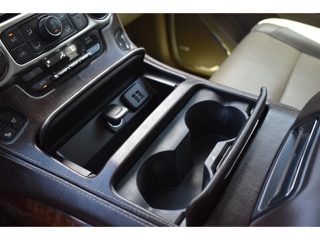 Chevrolet Suburban 4WD 4dr LTZ 2015