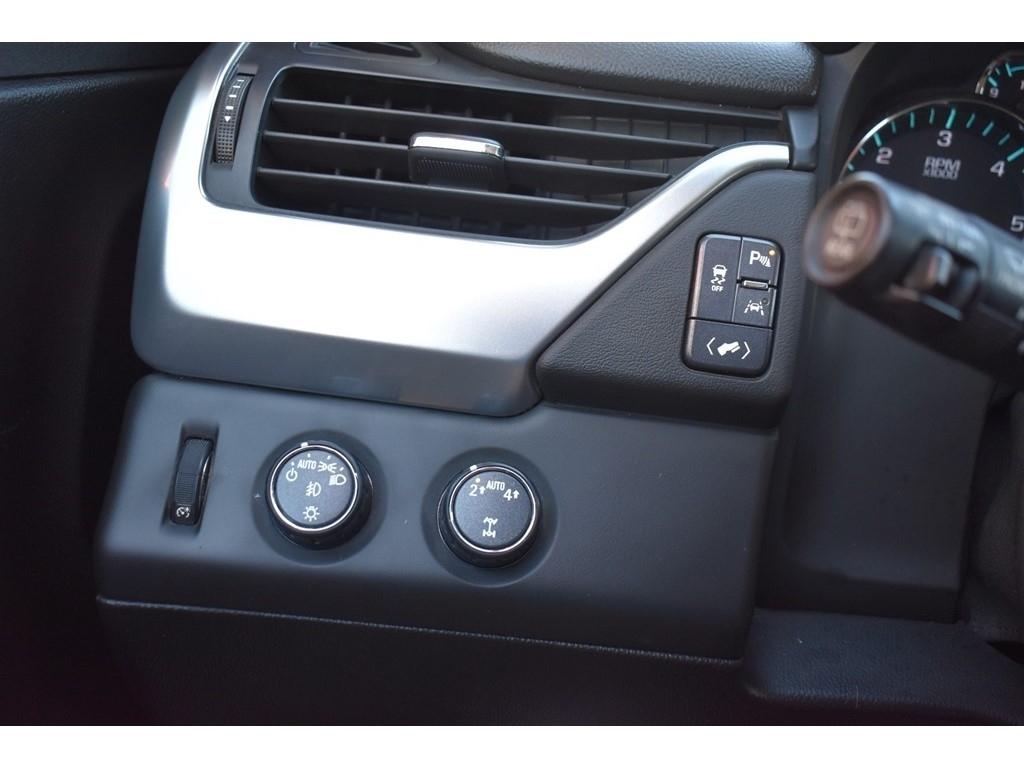 Chevrolet Tahoe 4WD 4dr Premier 2018