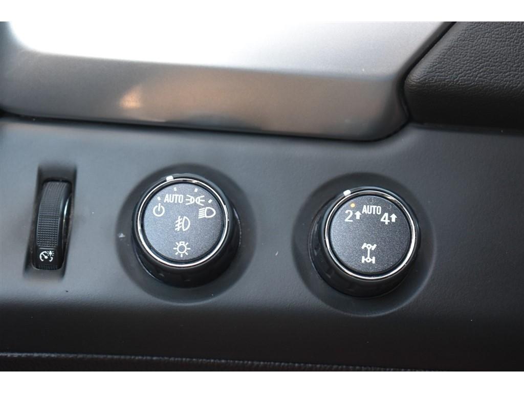 Chevrolet Tahoe 4WD 4dr Premier 2018