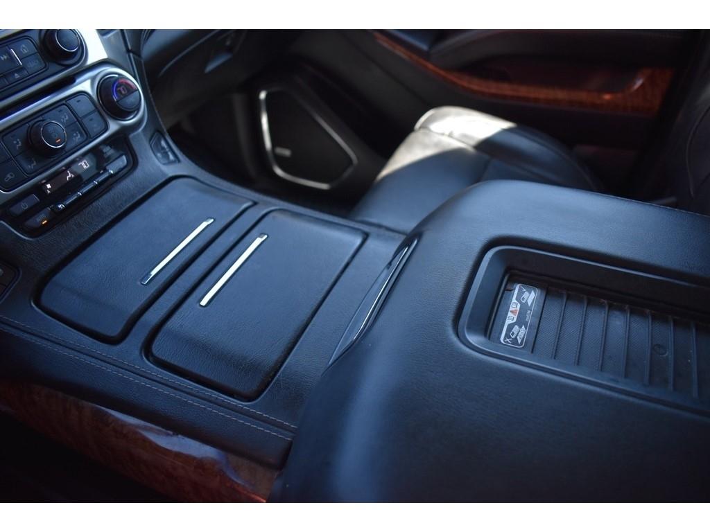 Chevrolet Tahoe 4WD 4dr Premier 2018