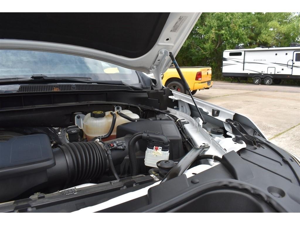 Chevrolet Suburban 2WD 4dr Premier 2023