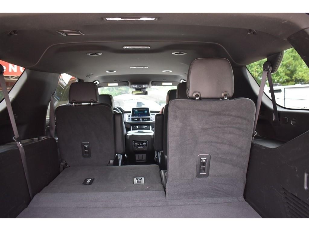 Chevrolet Suburban 2WD 4dr Premier 2023