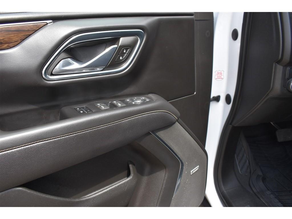 Chevrolet Suburban 2WD 4dr Premier 2023