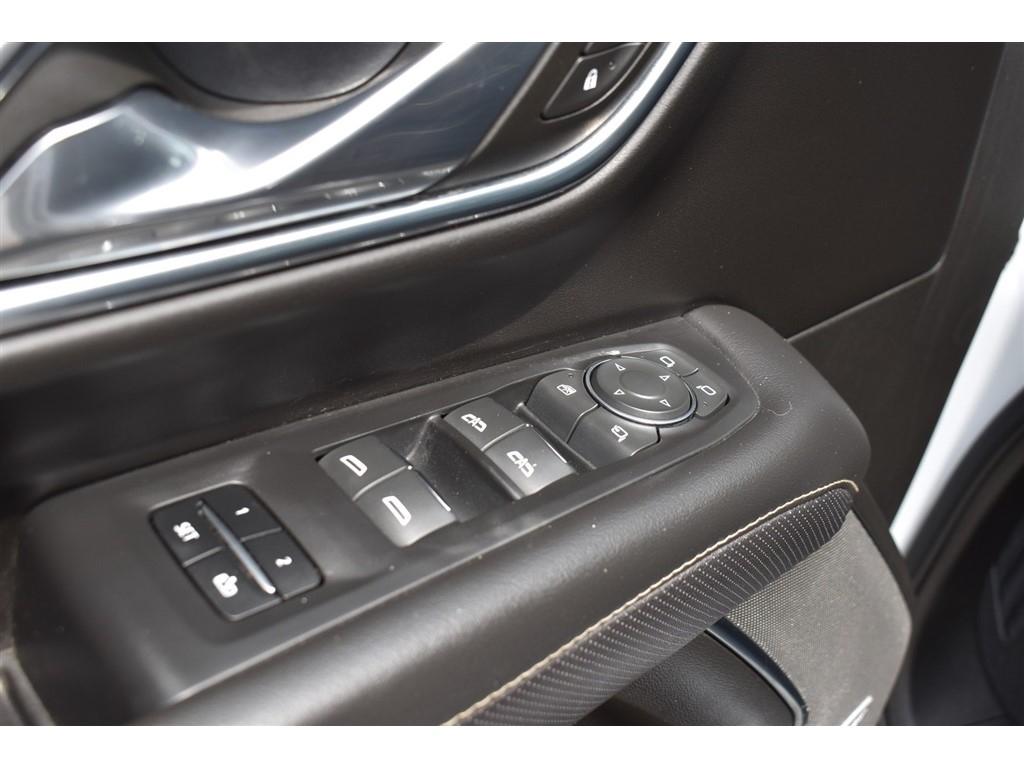 Chevrolet Suburban 2WD 4dr Premier 2023