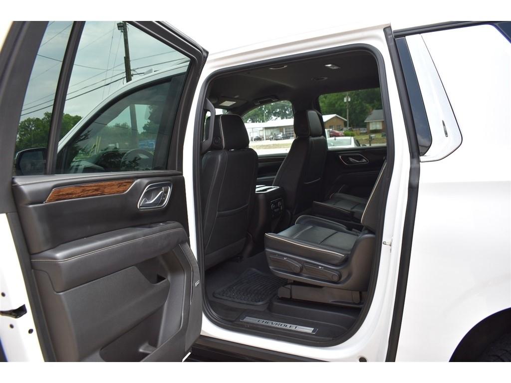 Chevrolet Suburban 2WD 4dr Premier 2023