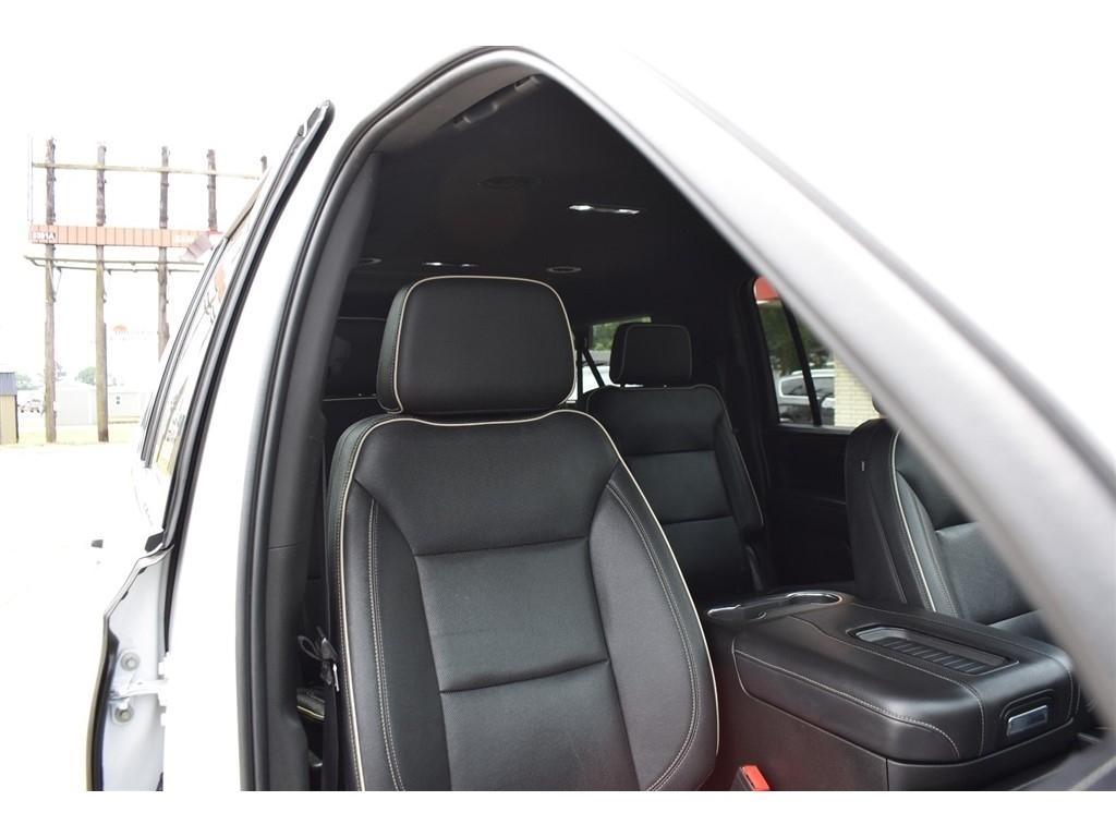 Chevrolet Suburban 2WD 4dr Premier 2023