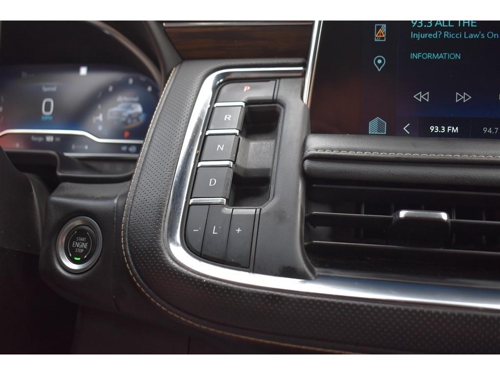 Chevrolet Suburban 2WD 4dr Premier 2023