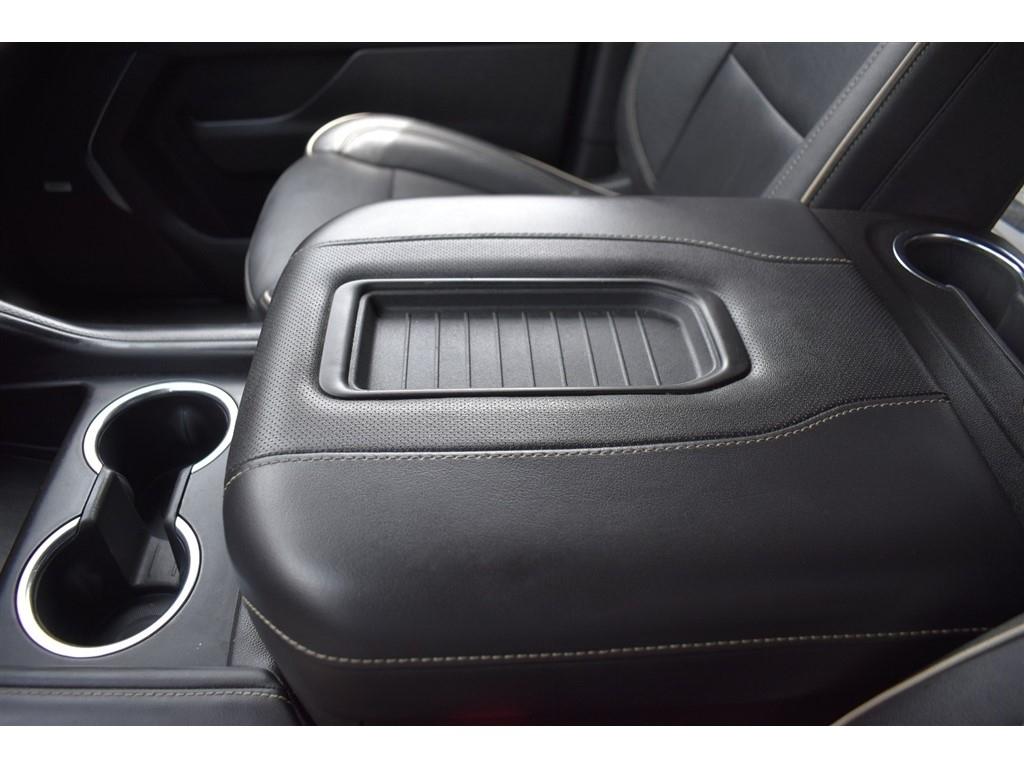 Chevrolet Suburban 2WD 4dr Premier 2023