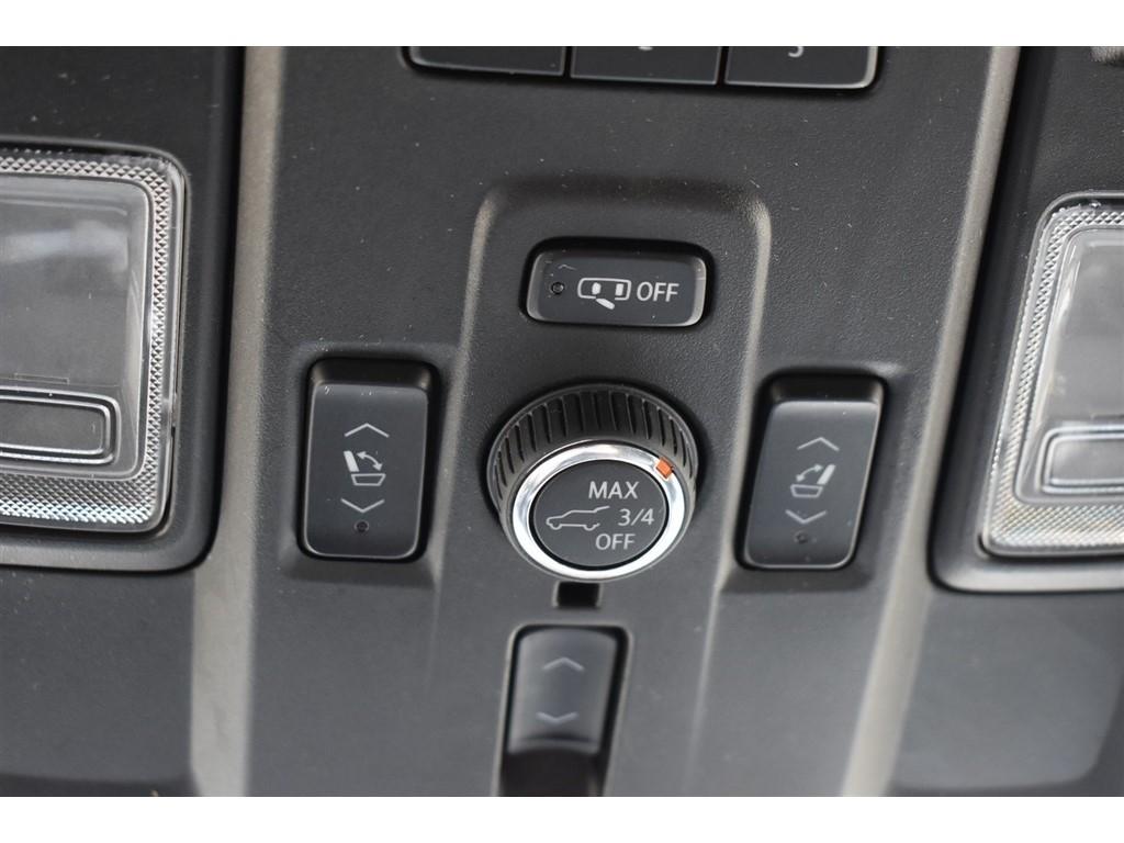 Chevrolet Suburban 2WD 4dr Premier 2023