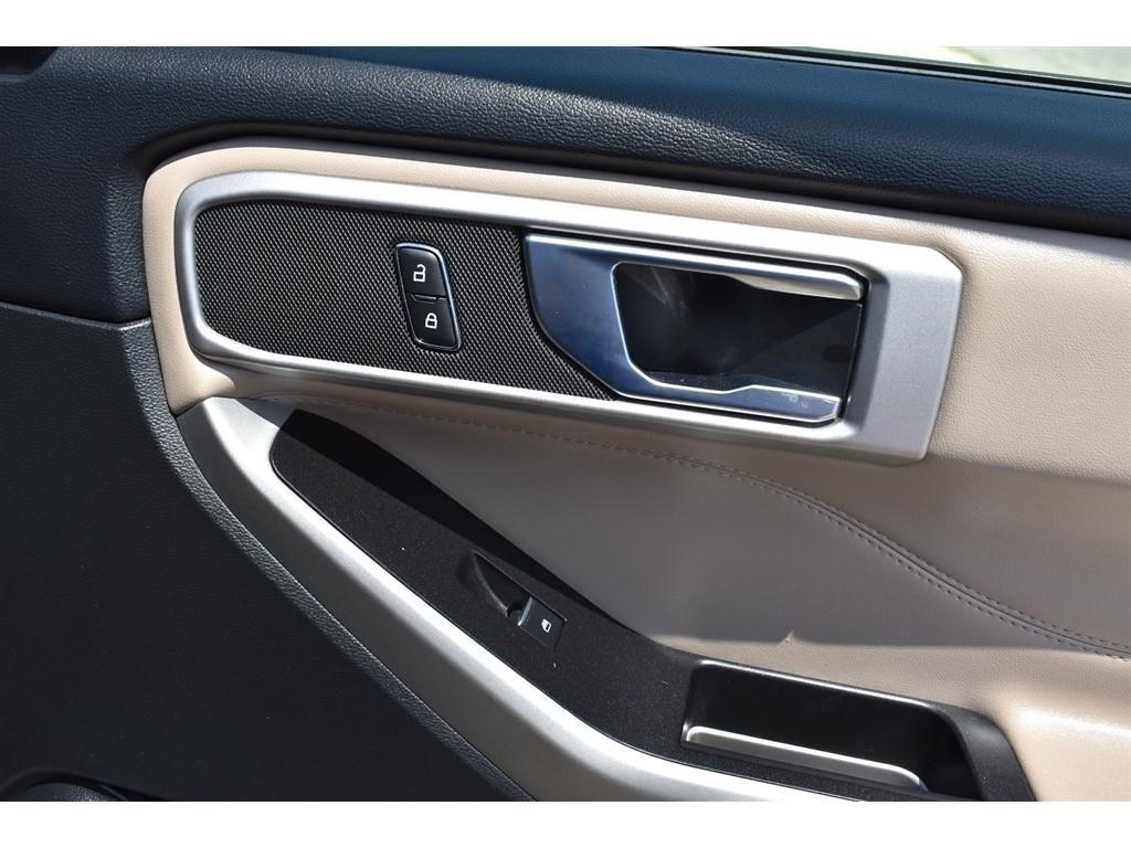 Ford Explorer XLT RWD 2021