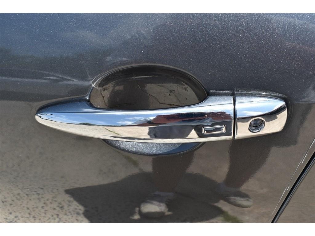 Nissan Altima 2.0 Platinum Sedan 2020