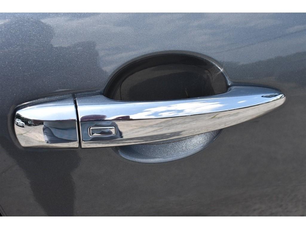 Nissan Altima 2.0 Platinum Sedan 2020