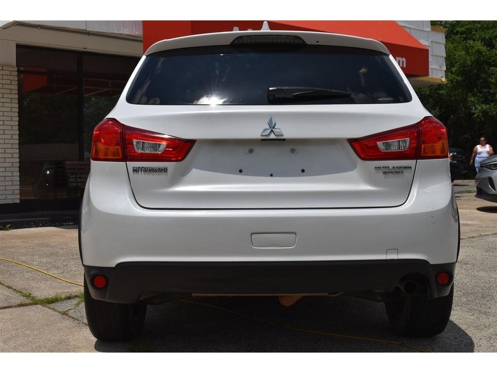 Mitsubishi Outlander Sport ES 2.0 AWC CVT 2017