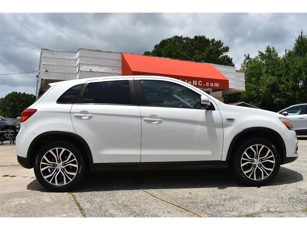Mitsubishi Outlander Sport ES 2.0 AWC CVT 2017