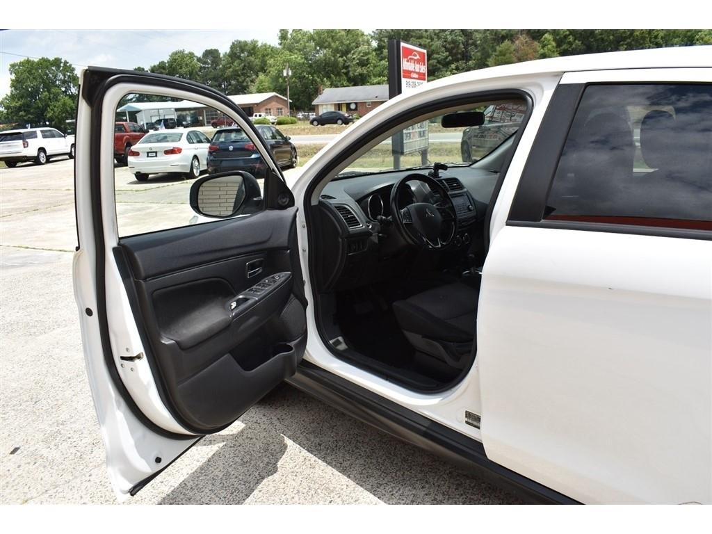 Mitsubishi Outlander Sport ES 2.0 AWC CVT 2017