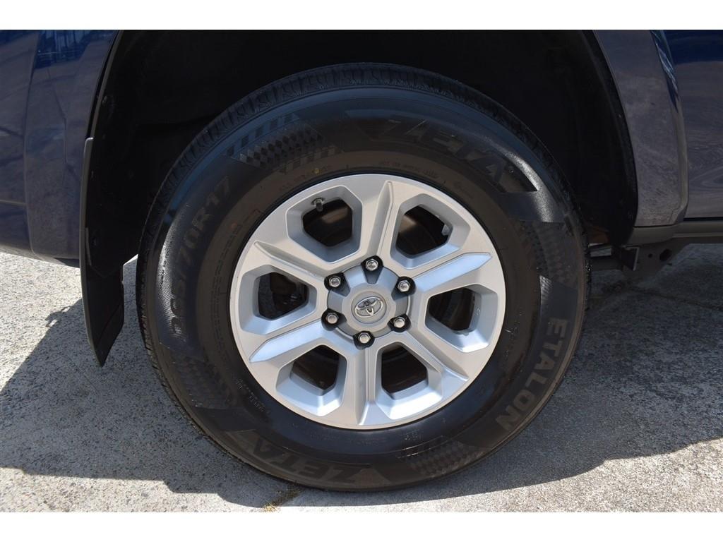 Toyota 4Runner 4WD 4dr V6 Trail Premium (Natl) 2015
